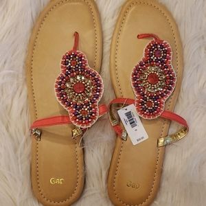 NWT‎ GAP PINK PURPLE GOLD BEADED SANDALS